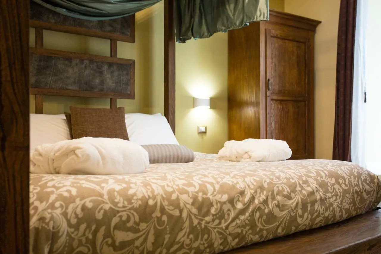 Guest house Chiaia 205 Hotel Naples