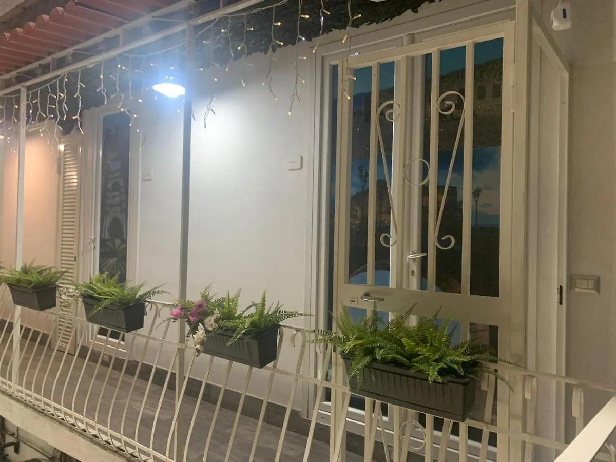 Chiaia 205 Hotel Naples Guest house